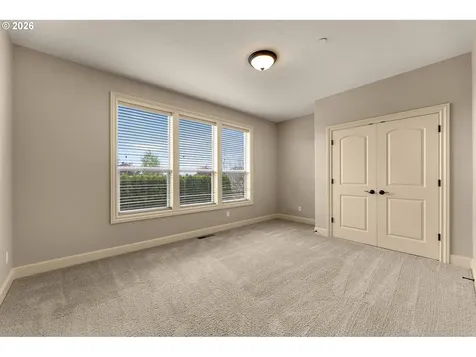 742 W Chestnut Street Washougal WA 98671