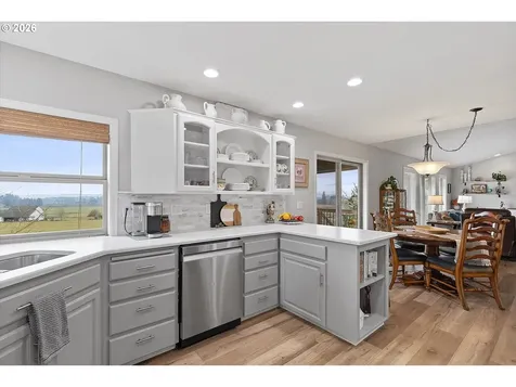 4305 NE Henry Creek Road Dayton OR 97114