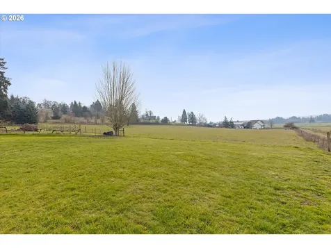 4305 NE Henry Creek Road Dayton OR 97114