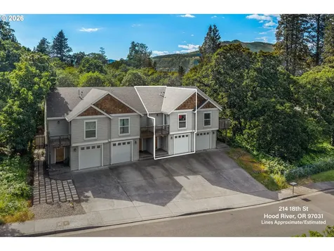 214 N 18th Street Hood River OR 97031