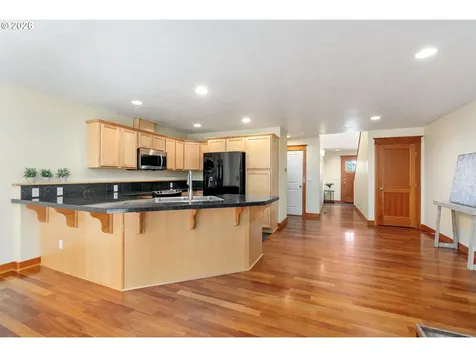 214 N 18th Street Hood River OR 97031