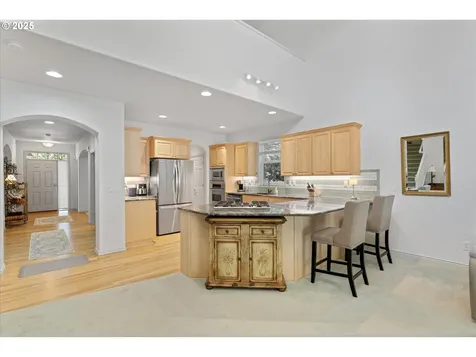737 Tukwila Drive Woodburn OR 97071