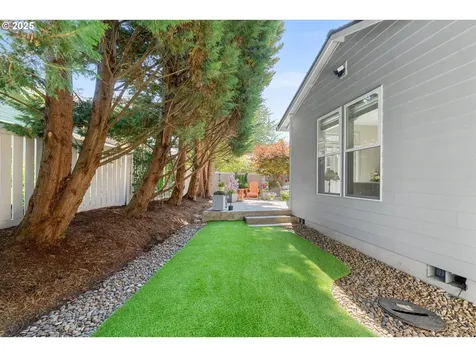 737 Tukwila Drive Woodburn OR 97071
