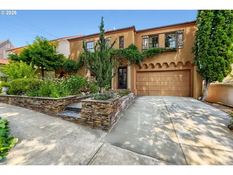 2833 NW Cumberland Road Portland OR 97210