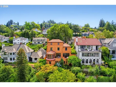 2833 NW Cumberland Road Portland OR 97210