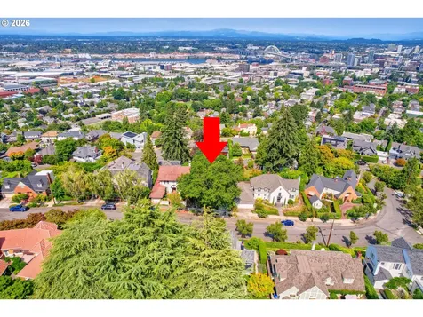 2833 NW Cumberland Road Portland OR 97210