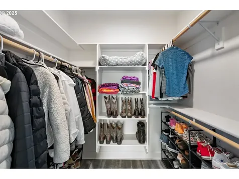 1039 NE 15th Avenue Canby OR 97013