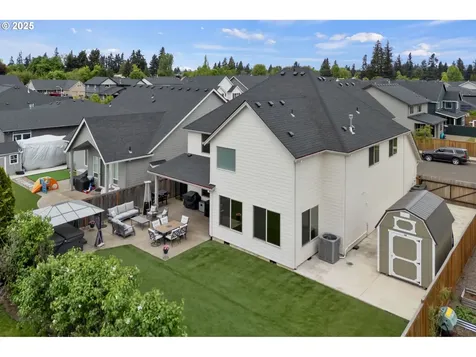 1039 NE 15th Avenue Canby OR 97013