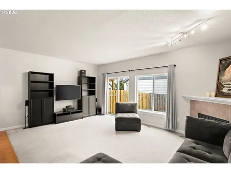 14279 Russ Wilcox Way Oregon City OR 97045