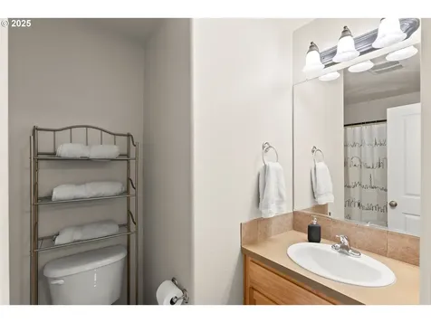 14279 Russ Wilcox Way Oregon City OR 97045