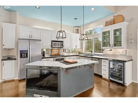 13842 SW Twelve Oaks Court Portland OR 97224