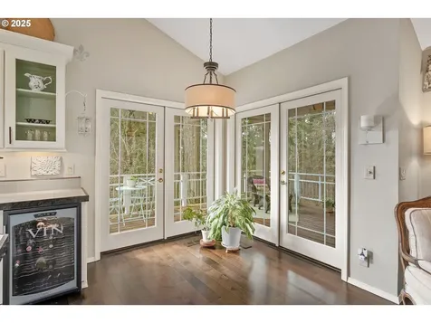 13842 SW Twelve Oaks Court Portland OR 97224