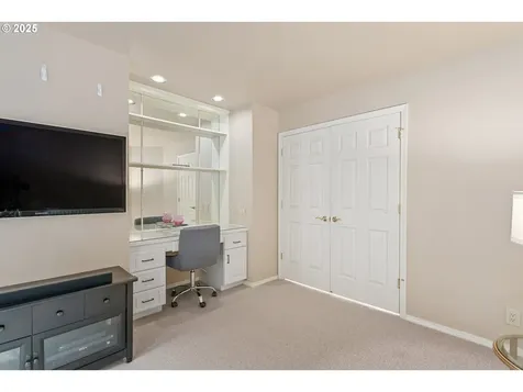 13842 SW Twelve Oaks Court Portland OR 97224