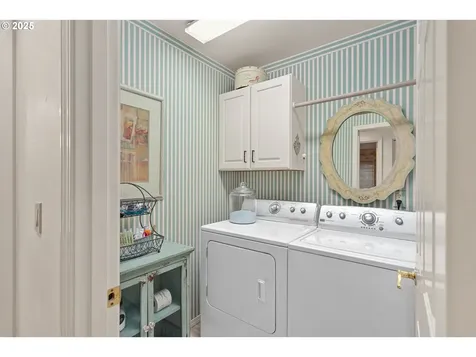 13842 SW Twelve Oaks Court Portland OR 97224