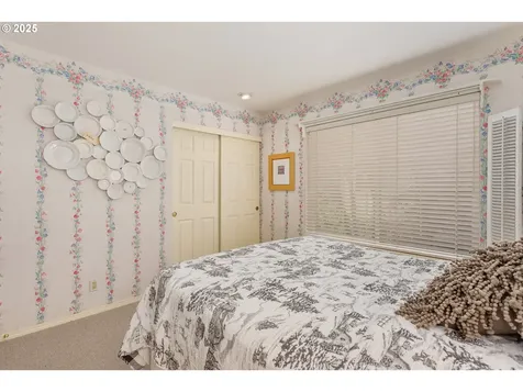 13842 SW Twelve Oaks Court Portland OR 97224