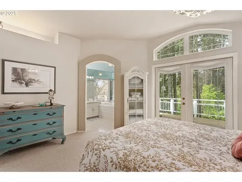 13842 SW Twelve Oaks Court Portland OR 97224