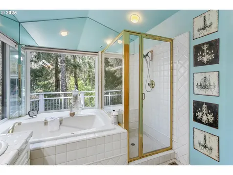13842 SW Twelve Oaks Court Portland OR 97224