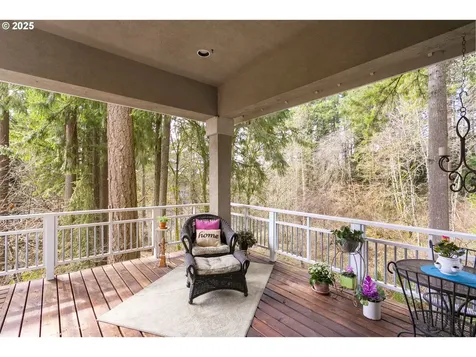 13842 SW Twelve Oaks Court Portland OR 97224