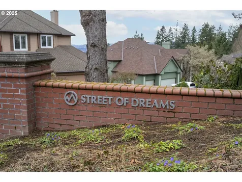 13842 SW Twelve Oaks Court Portland OR 97224