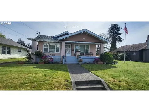 1439 Union Avenue North Bend OR 97459