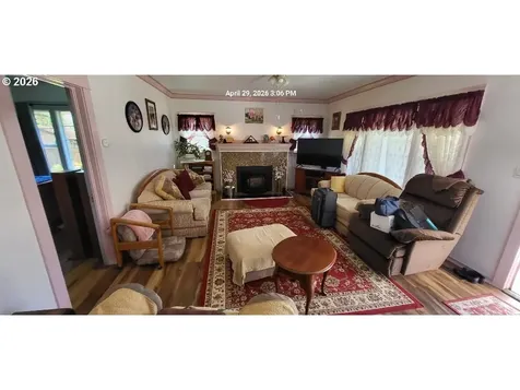 1439 Union Avenue North Bend OR 97459