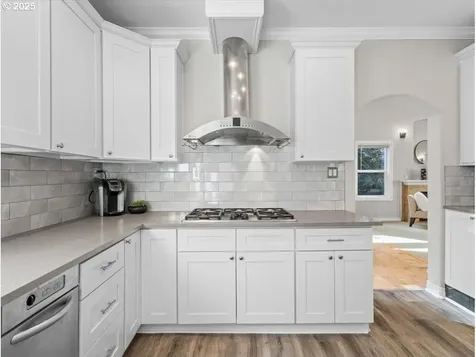 1875 N Teakwood Circle Canby OR 97013