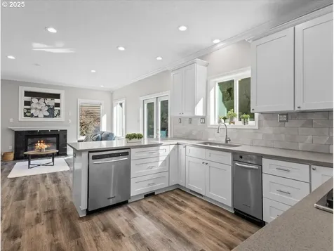 1875 N Teakwood Circle Canby OR 97013