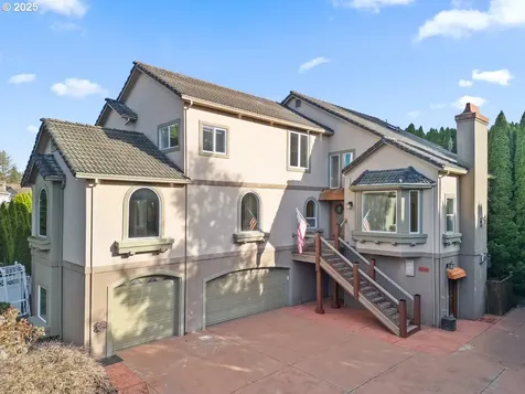 1875 N Teakwood Circle Canby OR 97013