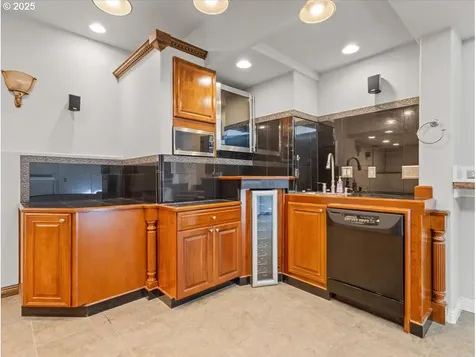 1875 N Teakwood Circle Canby OR 97013