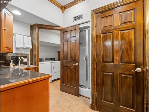 1875 N Teakwood Circle Canby OR 97013