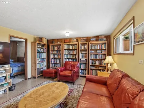 4422 SW Washouga Avenue Portland OR 97239