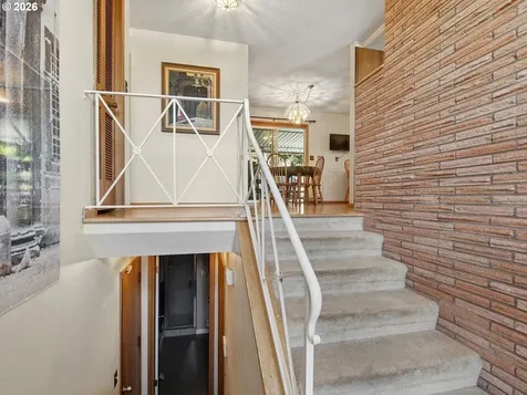 4422 SW Washouga Avenue Portland OR 97239