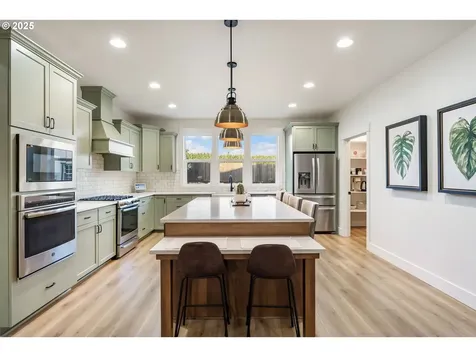 14015 NE 52nd Avenue Vancouver WA 98686