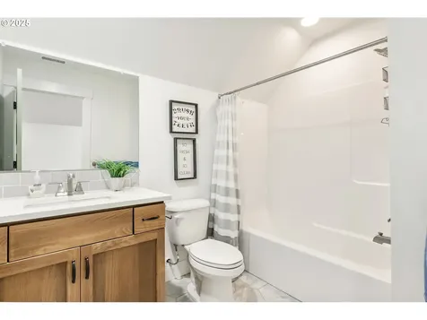14015 NE 52nd Avenue Vancouver WA 98686
