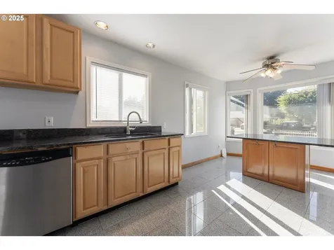 1408 NE 114th Avenue Portland OR 97220