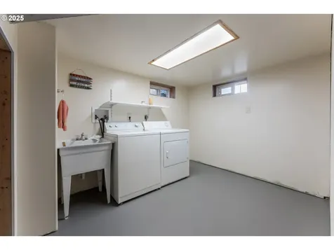 1408 NE 114th Avenue Portland OR 97220