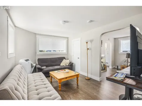 1400 SE 35th Avenue Portland OR 97214