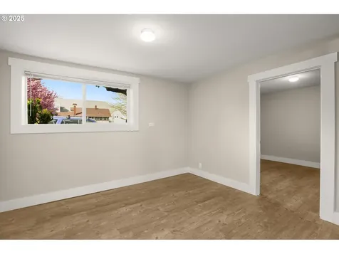 1400 SE 35th Avenue Portland OR 97214