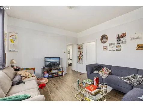 1400 SE 35th Avenue Portland OR 97214