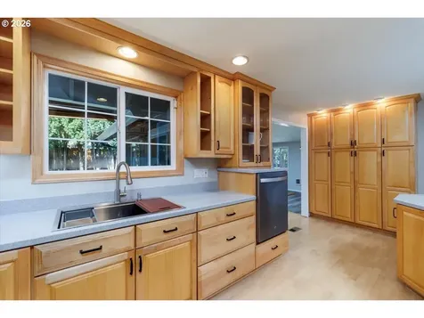 1413 NE 10th Avenue Hillsboro OR 97124