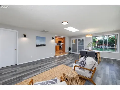 1413 NE 10th Avenue Hillsboro OR 97124