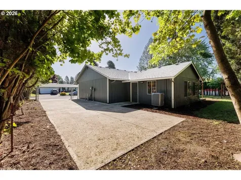1413 NE 10th Avenue Hillsboro OR 97124