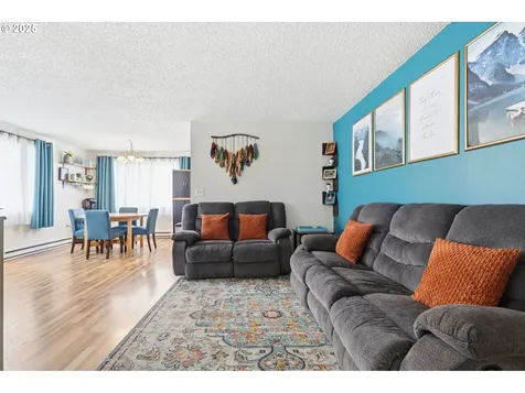 1123 NW Ash Street Camas WA 98607