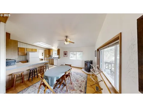 17360 Mountain Drive Brookings OR 97415