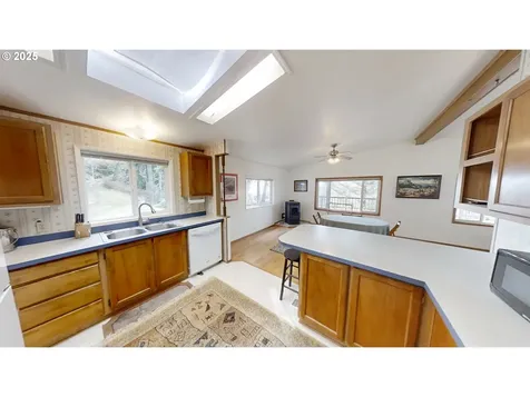 17360 Mountain Drive Brookings OR 97415