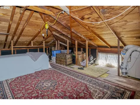 1631 NE 116th Place Portland OR 97220