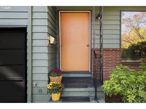 1631 NE 116th Place Portland OR 97220