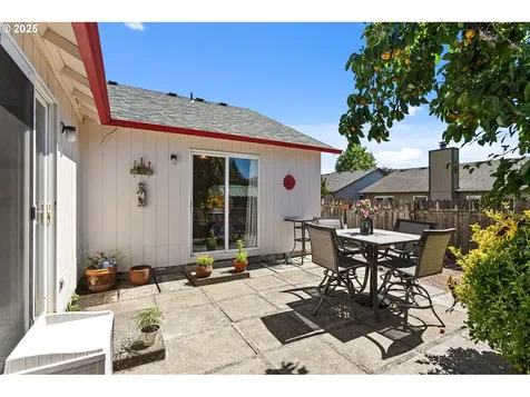 13317 NE 93rd Circle Vancouver WA 98682