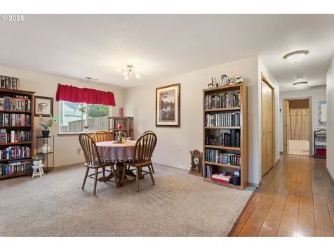 13317 NE 93rd Circle Vancouver WA 98682