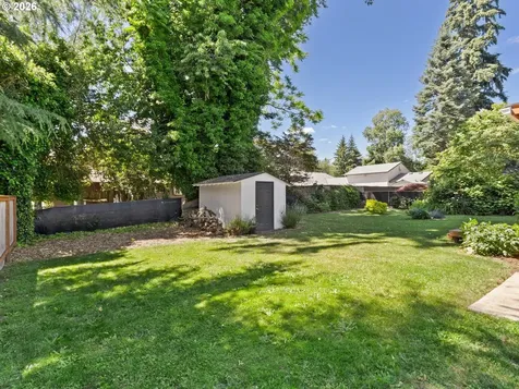 363 9th Street Washougal WA 98671